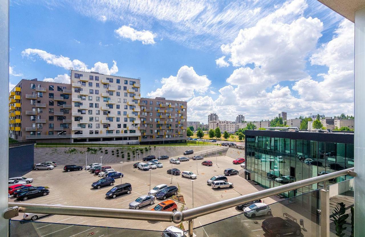 Bright Apartment Near Akropolis Βίλνιους Εξωτερικό φωτογραφία